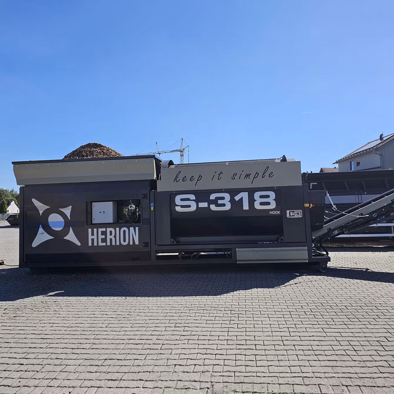 Trommelsiebmaschine WMH Herion S-318 – Hakenmobile Siebmaschine
